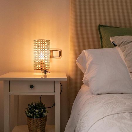 Apartamento Para Vivir Granada Con Parking Exterior photo