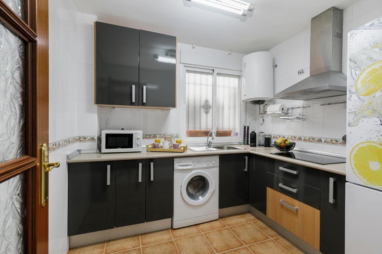 Apartamento Para Vivir Granada Con Parking Exterior photo