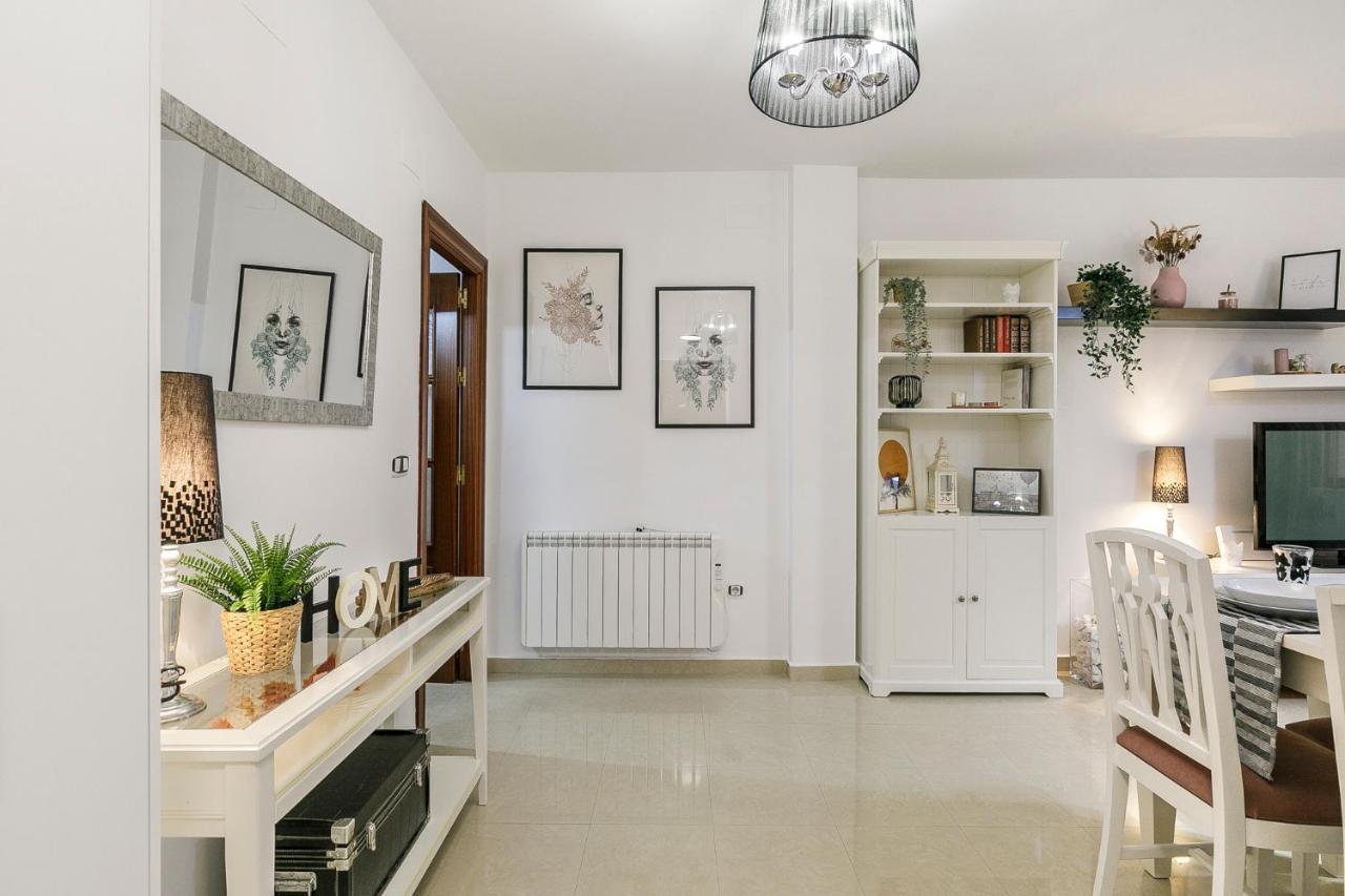 Apartamento Para Vivir Granada Con Parking Exterior photo