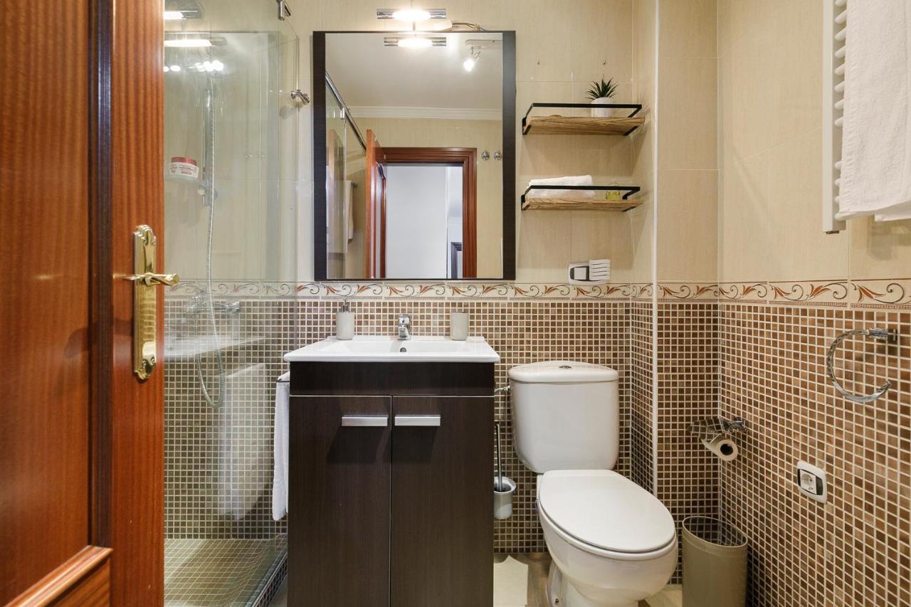Apartamento Para Vivir Granada Con Parking Exterior photo