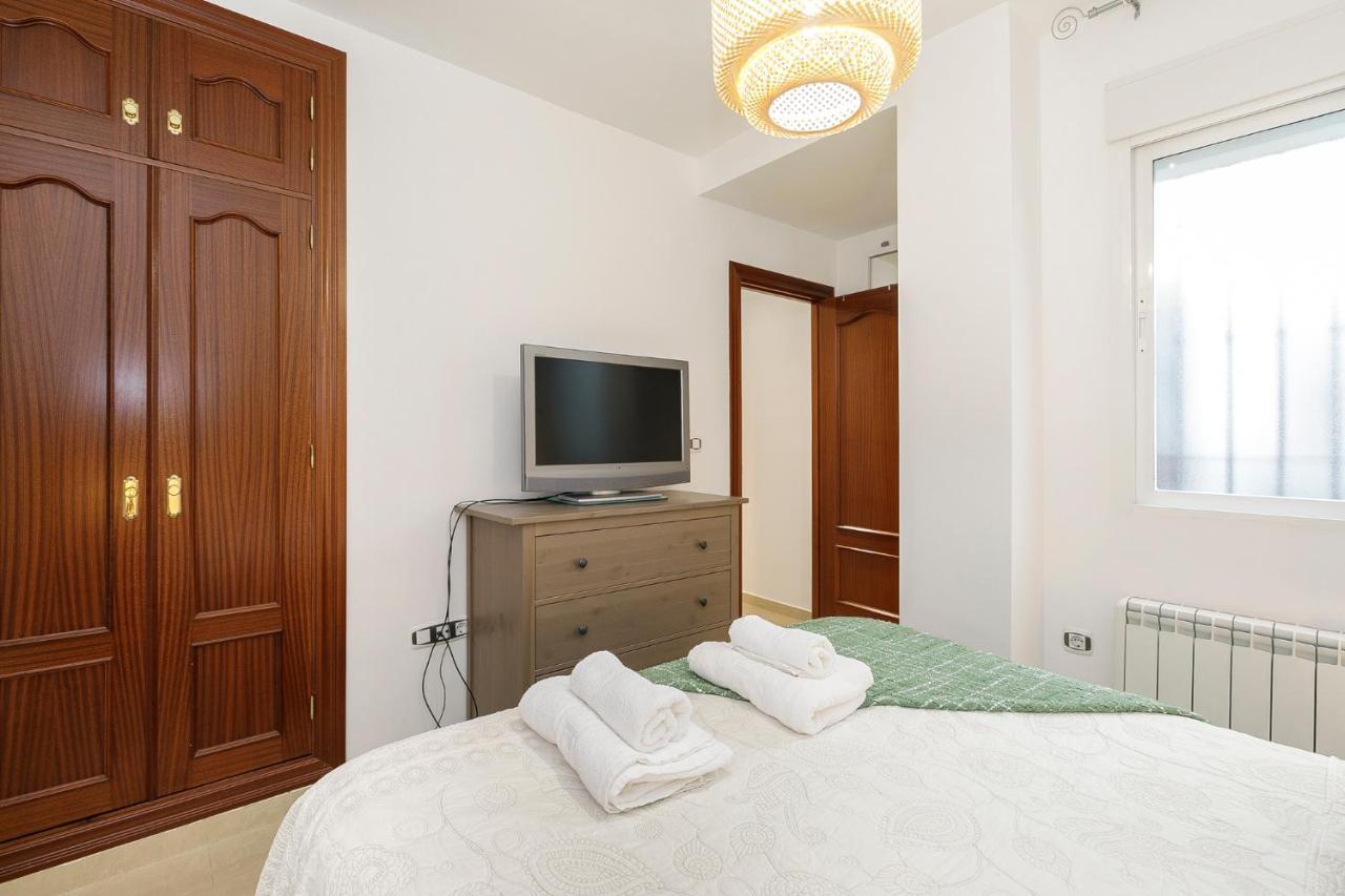 Apartamento Para Vivir Granada Con Parking Exterior photo