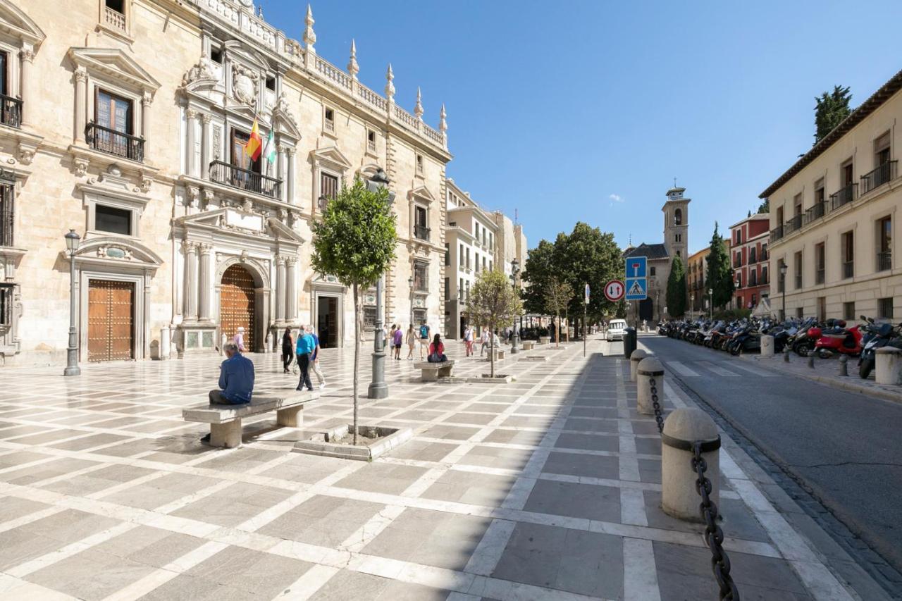 Apartamento Para Vivir Granada Con Parking Exterior photo